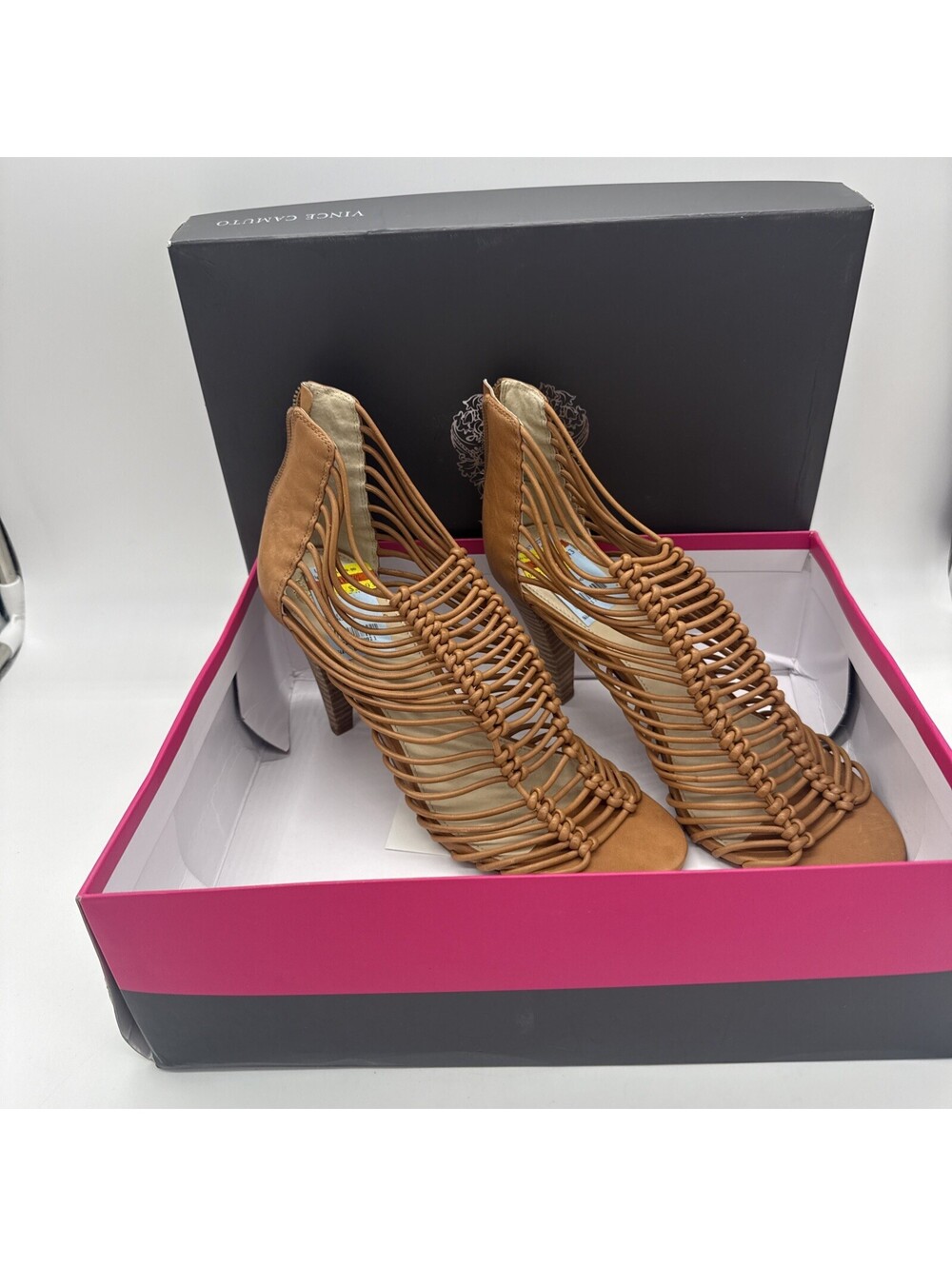 Vince Camuto Alsandra Strappy Cage Heeled Sandals Booties Brick Size 9M Box